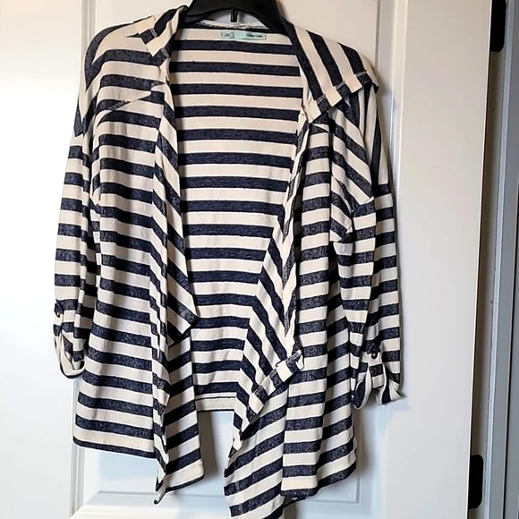 Maurices Sweater - Picture 1 of 6